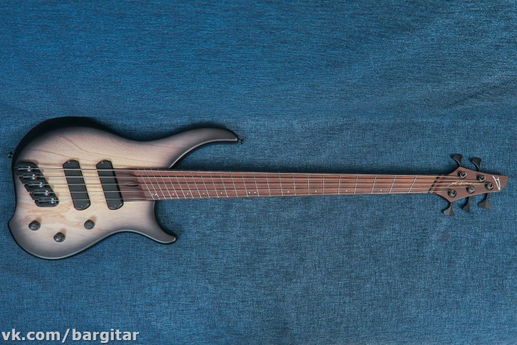 Dingwall ABZ Custom 5-2