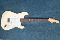 Fender Standard ST-43 Stratocaster 