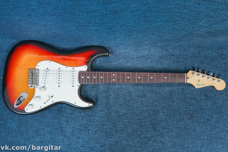 Fender Standard ST-43 Stratocaster