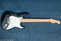 Fender Standard ST-43 Stratocaster